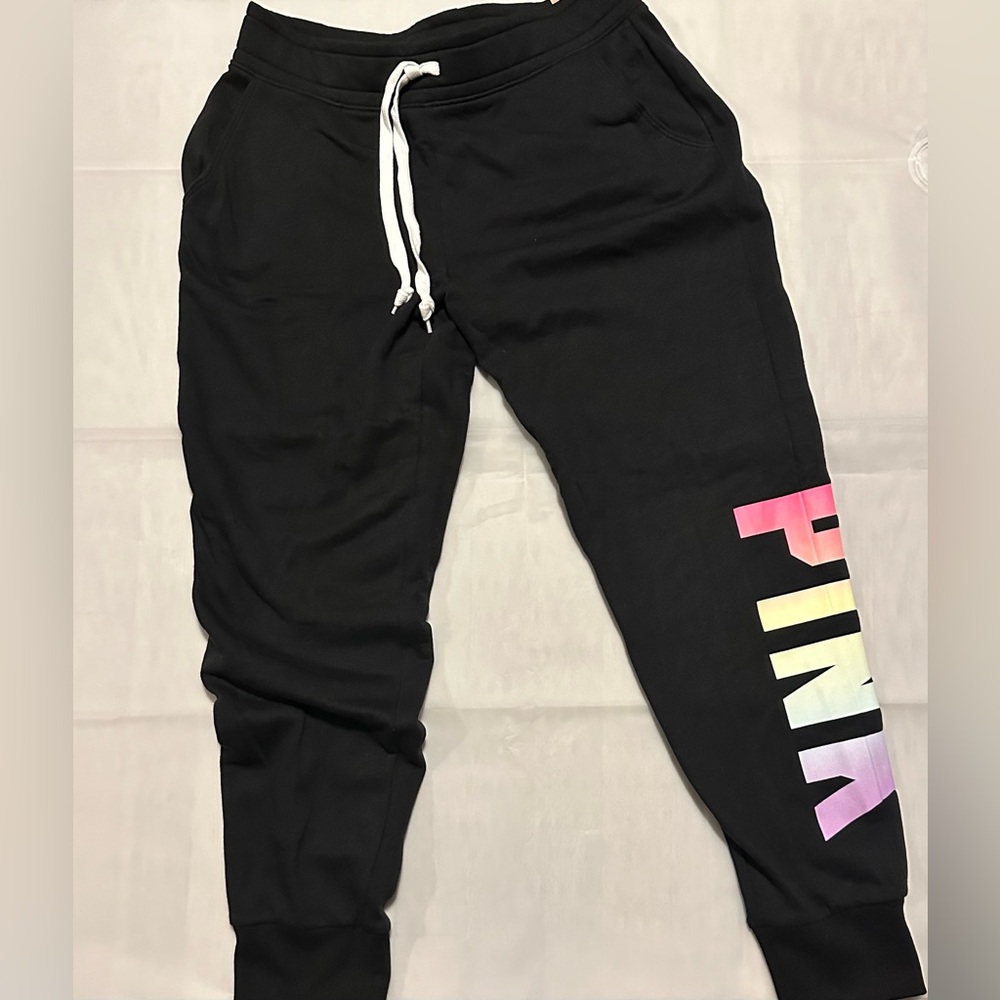 NWT Size M Victoria’s Secret drawstring jogging pants